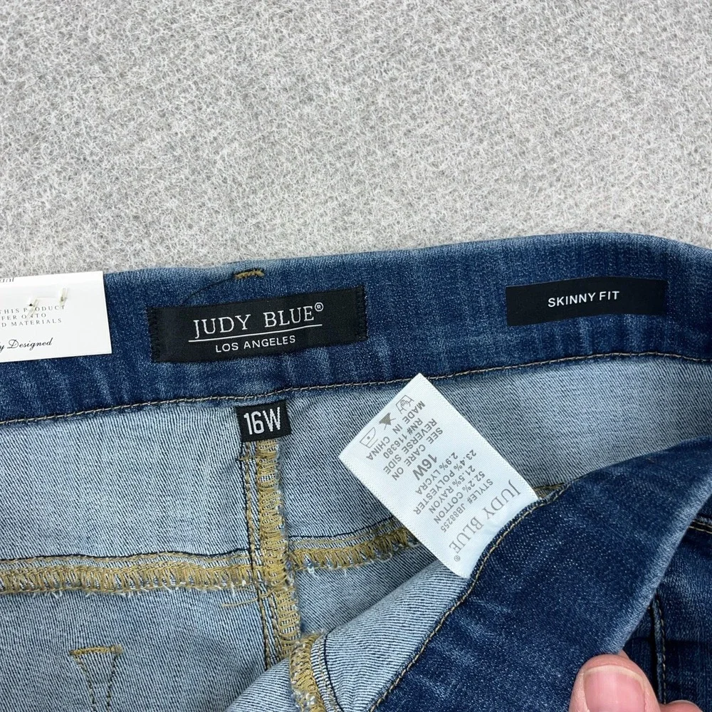 Judy Blue includes item